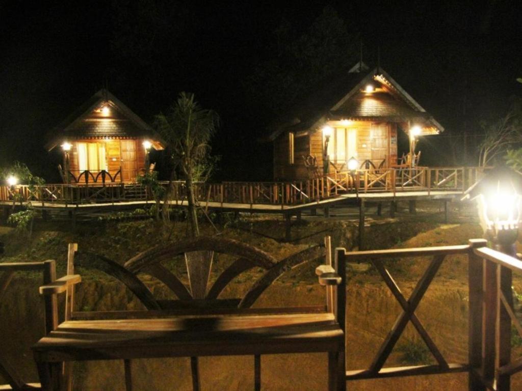 Burilamplai Resort Thung Yai Εξωτερικό φωτογραφία