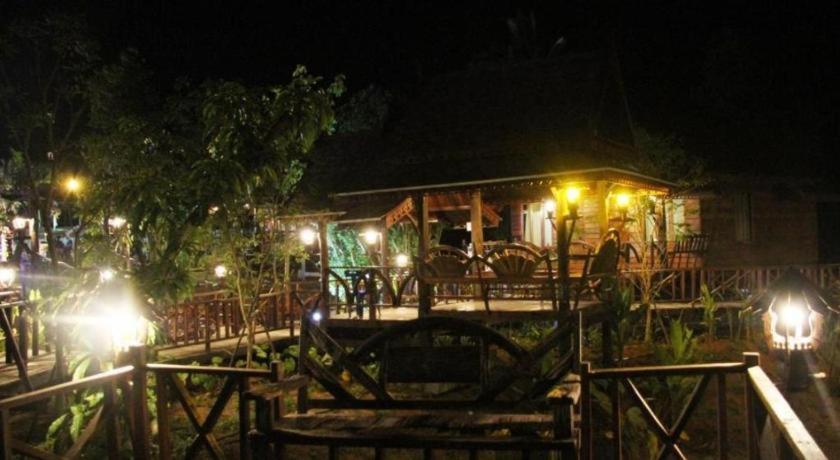 Burilamplai Resort Thung Yai Εξωτερικό φωτογραφία