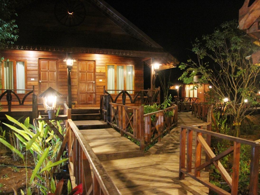 Burilamplai Resort Thung Yai Εξωτερικό φωτογραφία